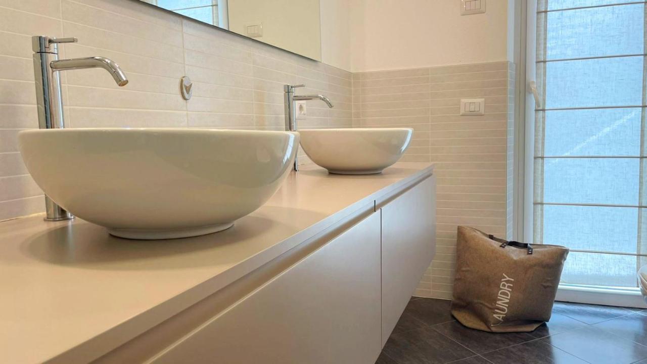 Lake View Apartment อาร์เจโญ ภายนอก รูปภาพ